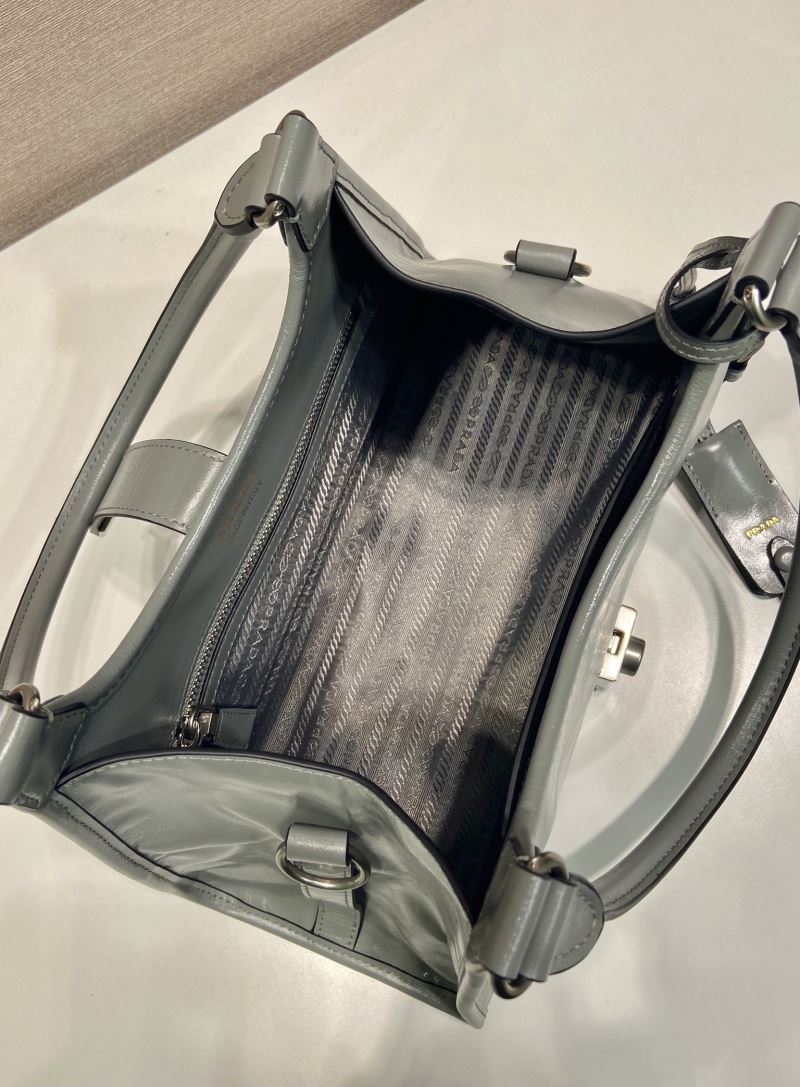 Pra*a top handle bags
